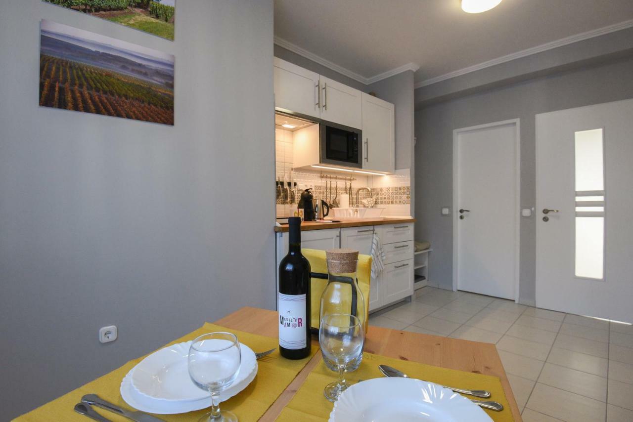 Vitalis Apartman Eger Exterior foto