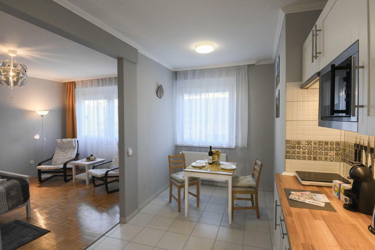 Vitalis Apartman Eger Exterior foto